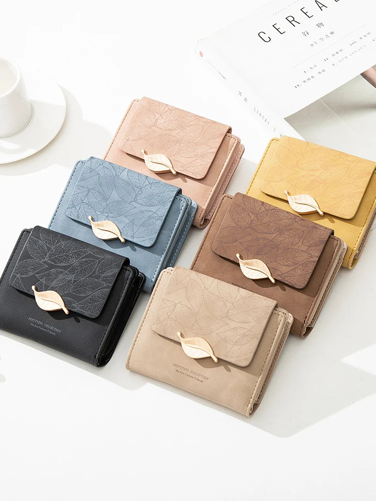 2023 new niche design simple retro frosted leaf women's purse fashion coin purse zipper folding student wall