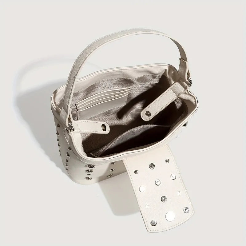 White Leather Single Shoulder Bag, Riveted Carry-on Bag Large Capacity, Fashionable Zipper Chain Diagonal Cross Bags