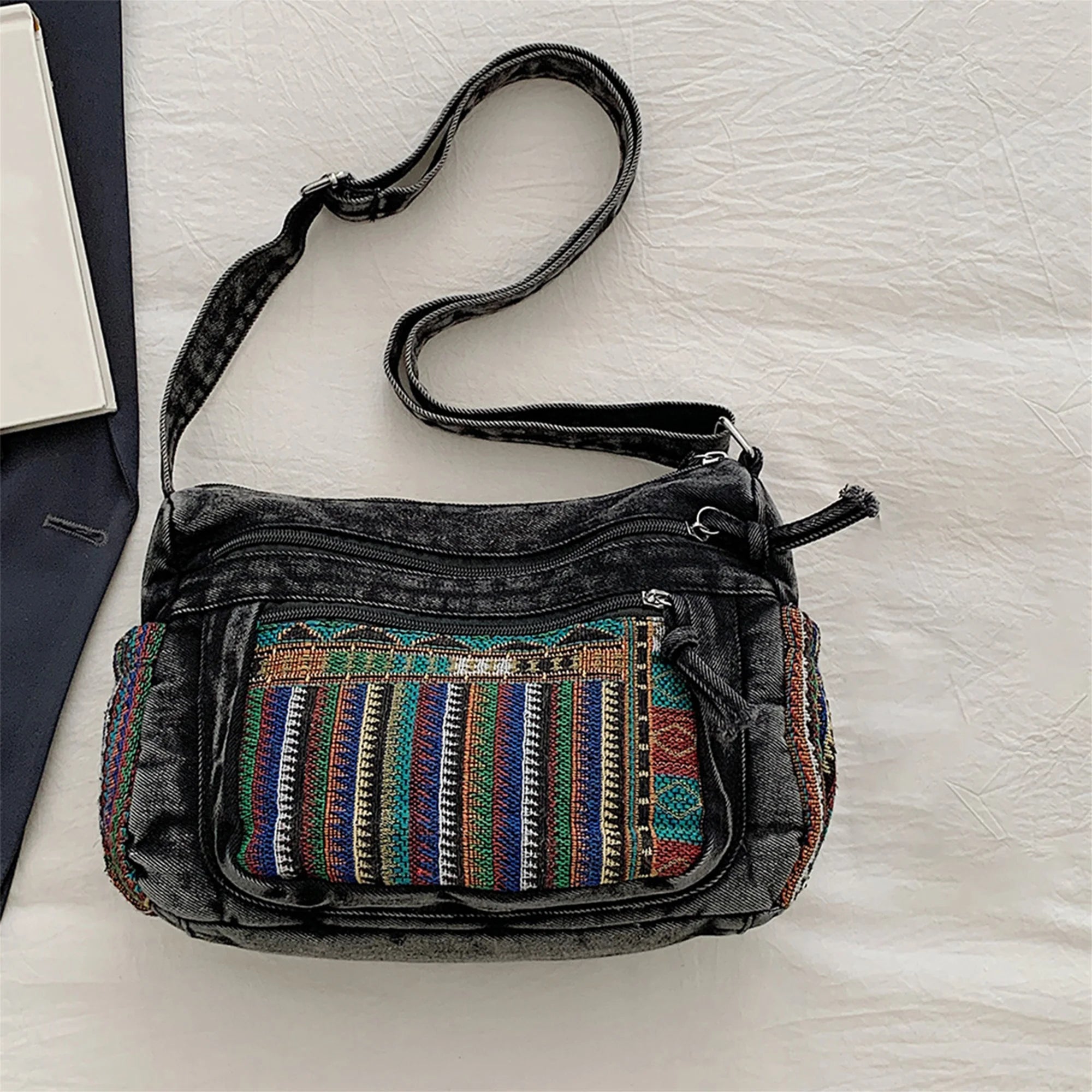 Stylish Ethnic Print Tote Bag with Adjustable Strap for Women Casual Shoulder Handbag with Unique Pattern for Girls