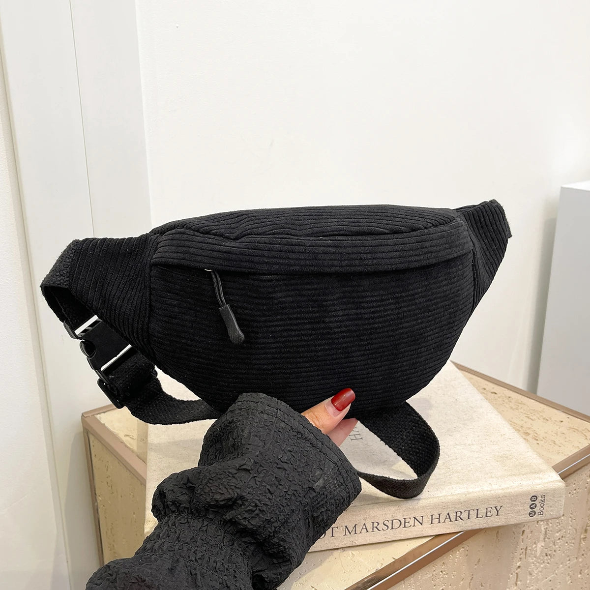 Casual Corduroy Belt Bags for Women Fashion Fanny Pack Female Banana Waist Bag Hip Purse Shoulder Crossbody Chest Bag Pocket