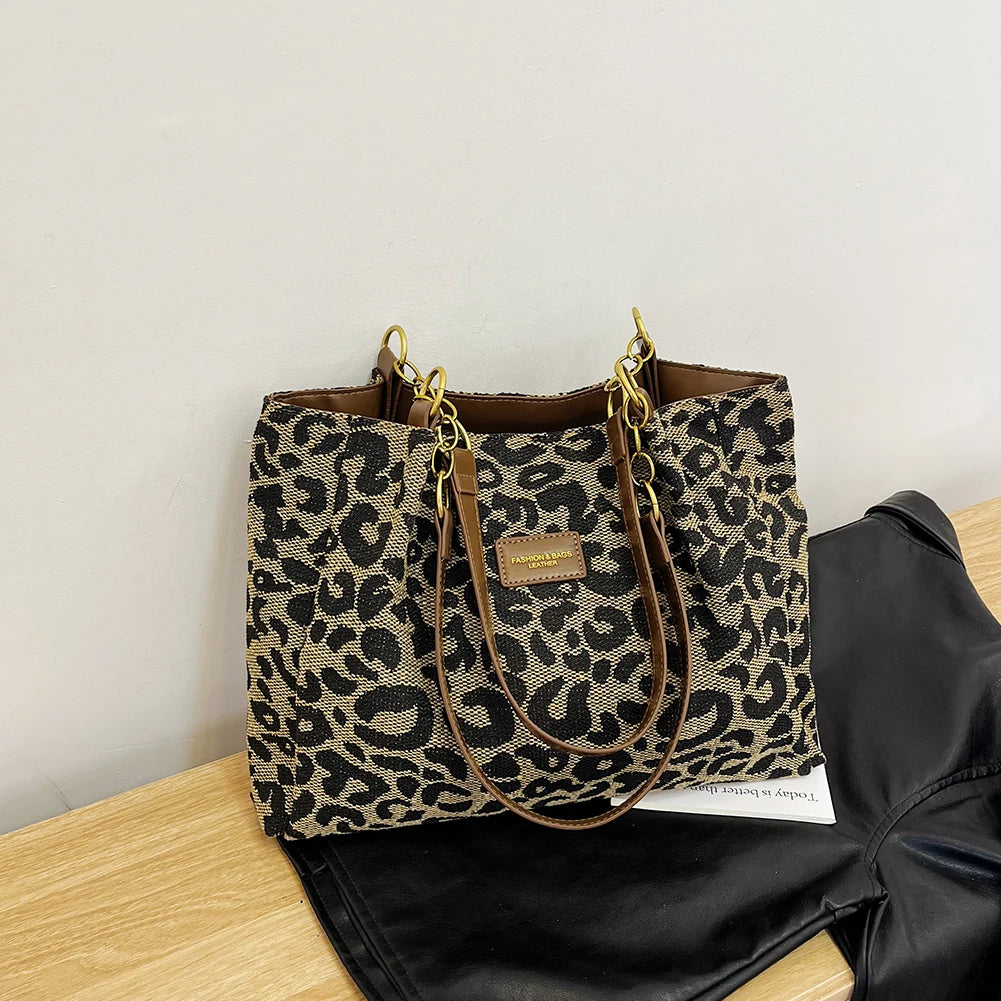 Women Tote Bag Leopard Print Canvas Shoulder Bag Multi-Pockets Handbag with Zipper Underarm Bag for School Work Shopping